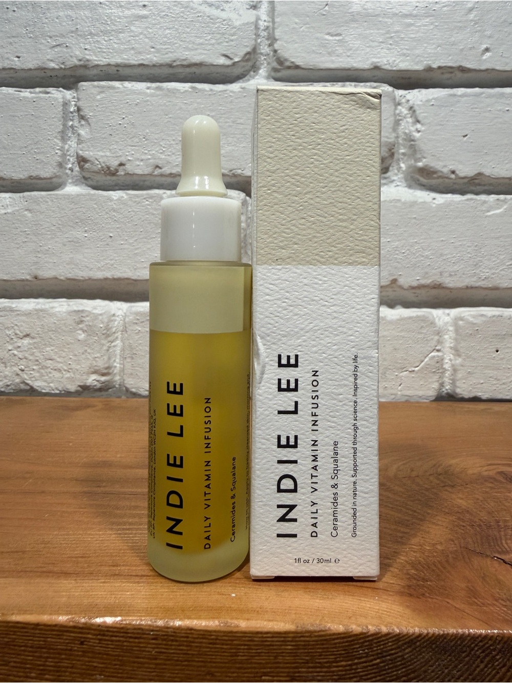 NWT Indie Lee Daily Vitamin Infusion Serum 30 mL | Ceramides + Squalane | BNIB